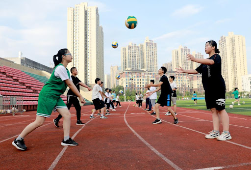 韦世豪：最后那个点球确实太牵强了；换个发型换个心情